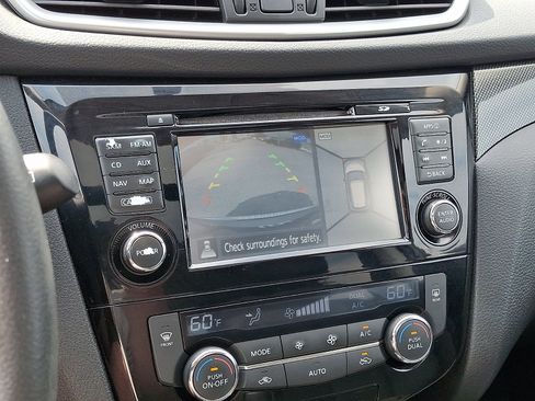 Used 2014 Nissan Rogue SL w/ SL Premium Package AWD/4WD image 20