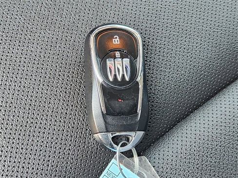 Used 2024 Buick Encore GX Sport Touring image 20
