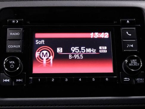 Used 2016 Honda HR-V LX image 28