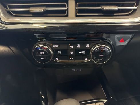 New 2026 Chevrolet Trax RS w/ Driver Confidence Package FWD image 37