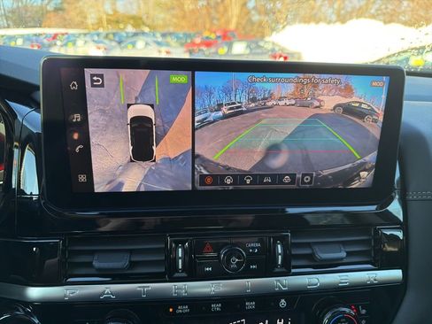 New 2026 Nissan Pathfinder Platinum w/ Cargo Package image 15