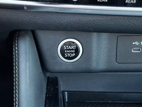 Used 2022 Nissan Rogue SL w/ SL Premium Package AWD/4WD image 27