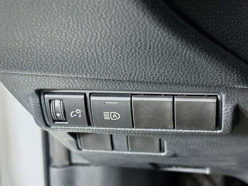 Used 2023 Toyota Corolla Cross LE image 16