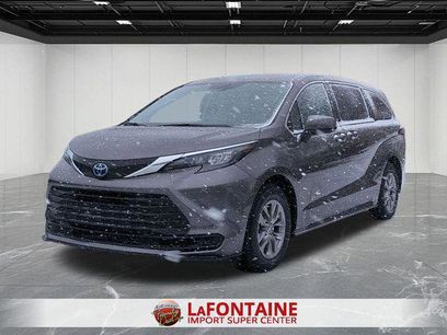 Certified 2024 Toyota Sienna LE