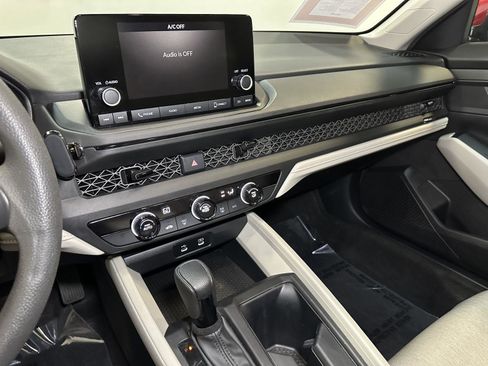 Used 2024 Honda Accord LX image 27