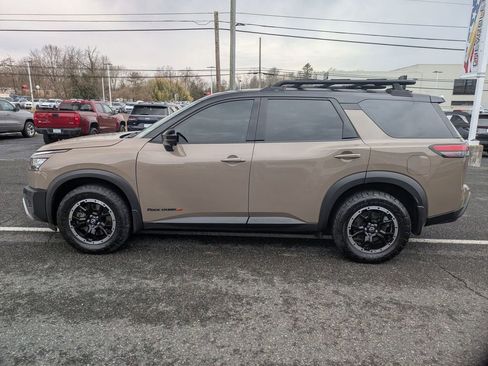 Used 2024 Nissan Pathfinder Rock Creek image 8