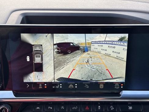 Used 2024 Chevrolet Silverado 1500 LTZ AWD/4WD image 49