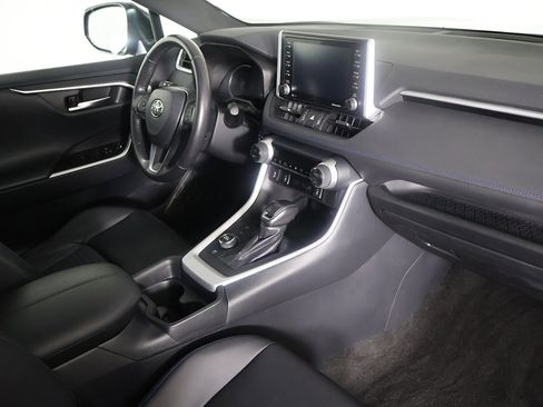 Used 2019 Toyota RAV4 XSE image 28