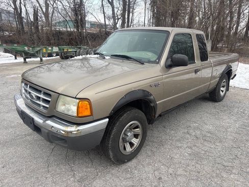 Used 2003 Ford Ranger XLT image 2