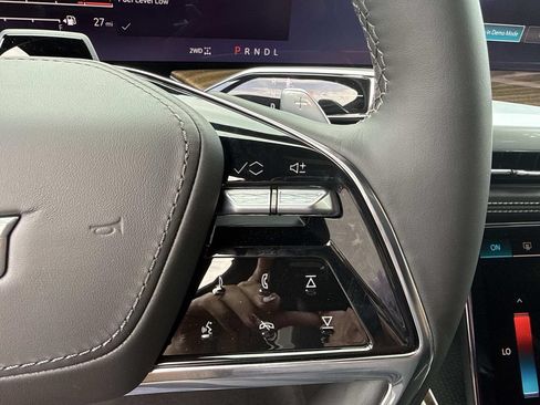 New 2026 Cadillac Escalade Platinum Sport AWD/4WD image 30