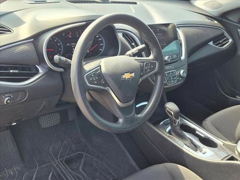Used 2023 Chevrolet Malibu LT w/ LPO, Floor Liner Package FWD image 10