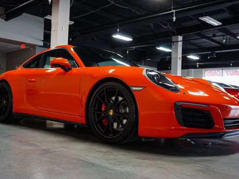 Used 2017 Porsche 911 GT3 RS image 2