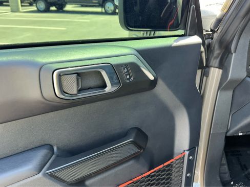 Used 2025 Ford Bronco Raptor AWD/4WD image 26