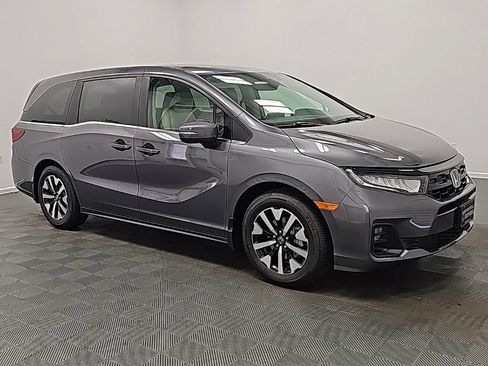 New 2026 Honda Odyssey EX-L image 2