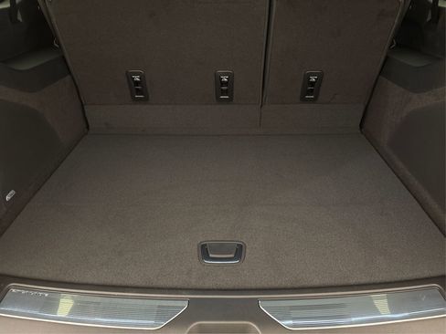 New 2025 Cadillac Escalade ESV Sport w/ LPO, ONYX Package image 11