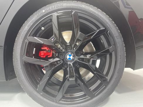 New 2026 BMW 330i xDrive Sedan w/ M Sport Package AWD/4WD image 11