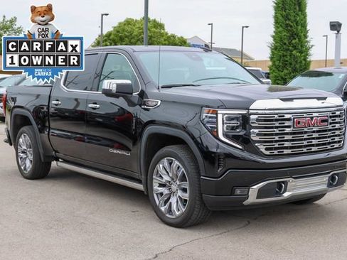 Used 2023 GMC Sierra 1500 Denali w/ Denali Reserve Package AWD/4WD image 1