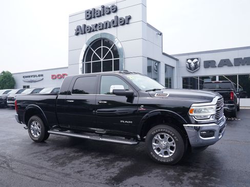 Used 2021 RAM 2500 Laramie AWD/4WD image 1