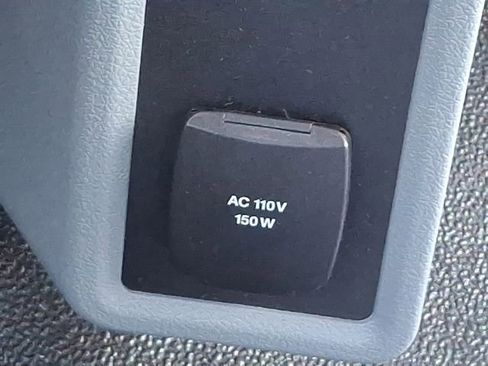 Used 2023 Ford F650 2WD Regular Cab Super Duty image 22