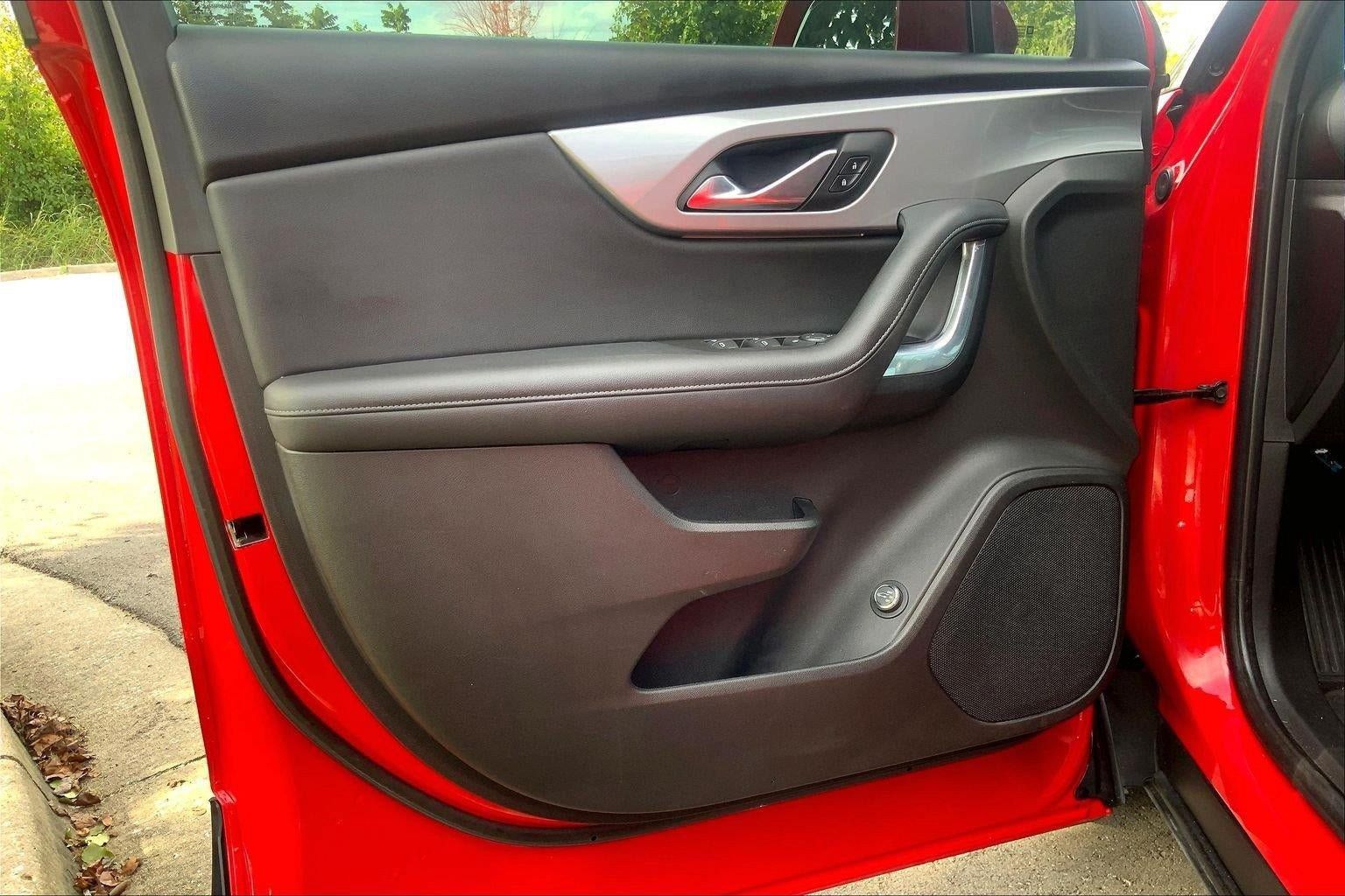 Used 2019 Chevrolet Blazer LT FWD image 24