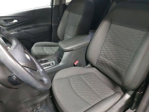 Used 2020 Chevrolet Equinox LT w/ Driver Convenience Package image 15