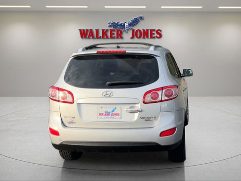 Used 2011 Hyundai Santa Fe Limited image 4