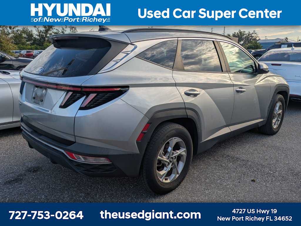 Used 2022 Hyundai Tucson SEL w/ Cargo Package FWD image 2
