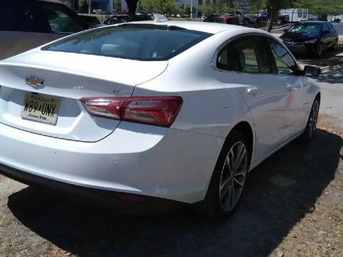 Used 2024 Chevrolet Malibu LT image 3