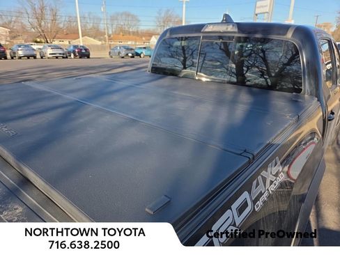 Used 2023 Toyota Tacoma TRD Off-Road image 7