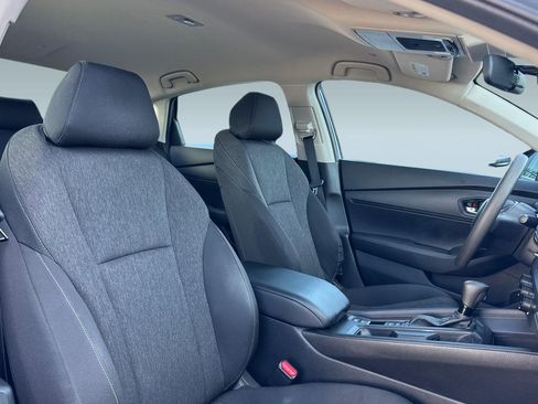 Certified 2025 Honda Accord LX image 30