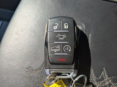 Used 2023 RAM 1500 Limited image 32