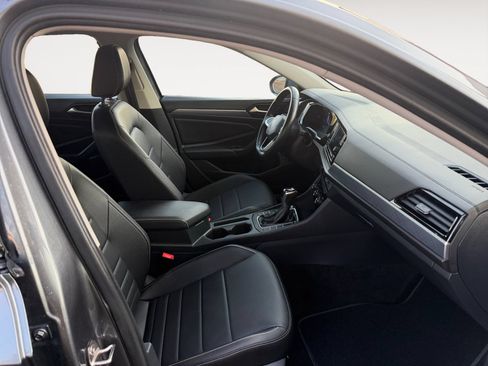 Used 2024 Volkswagen Jetta SE FWD image 15