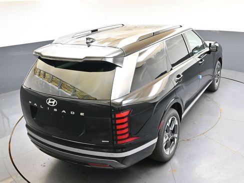 Used 2026 Hyundai Palisade Limited AWD/4WD image 40
