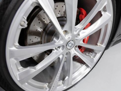 Used 2019 Porsche 911 Turbo image 44