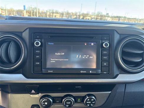 Used 2019 Toyota Tacoma SR5 image 17