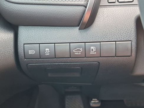 Used 2023 Toyota Camry SE FWD image 16
