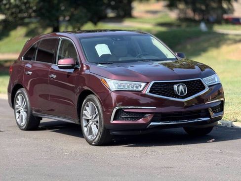 Used 2017 Acura MDX SH-AWD w/ Technology Package image 4