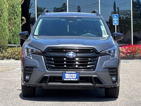Used 2024 Subaru Ascent Onyx Edition AWD/4WD image 9