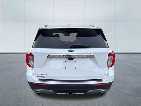 Used 2022 Ford Explorer Limited w/ Equipment Group 301A image 3