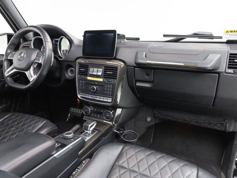 Used 2017 Mercedes-Benz G 63 AMG 4MATIC image 2