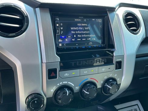 Used 2017 Toyota Tundra SR5 image 13