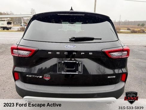Used 2023 Ford Escape Active AWD/4WD image 4