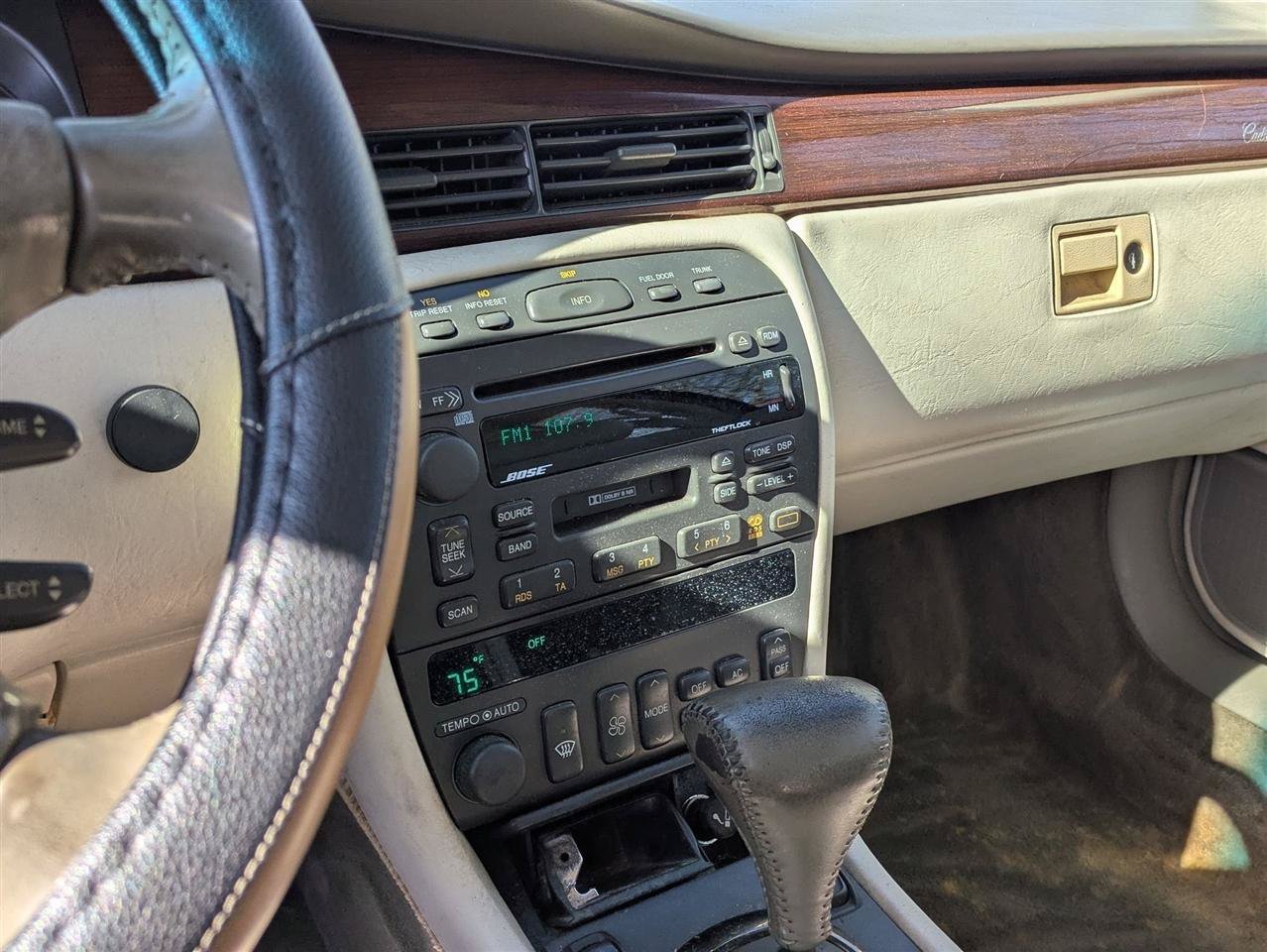 Used 1999 Cadillac Eldorado w/ Comfort/Convenience Pkg FWD image 23