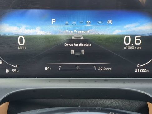 Used 2024 Kia Seltos EX FWD image 27