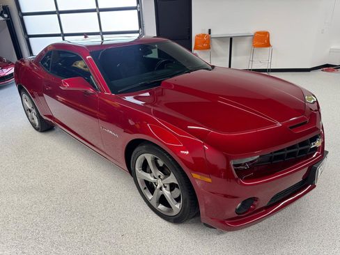 Used 2013 Chevrolet Camaro SS w/ RS Package image 21