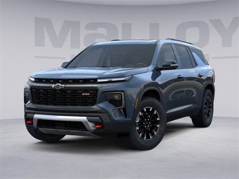 New 2026 Chevrolet Traverse Z71 w/ Enhanced Driving Package image 9