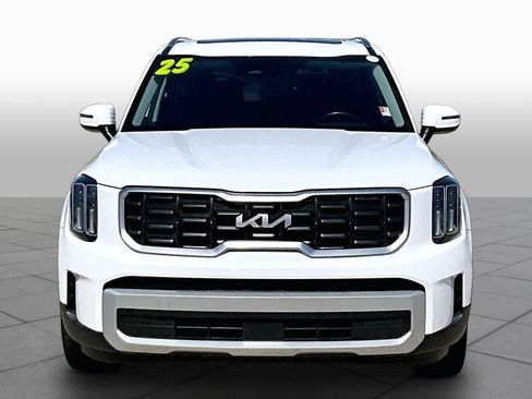 Used 2025 Kia Telluride S FWD image 4