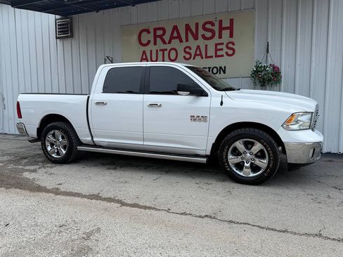 Used 2018 RAM 1500 Lone Star RWD image 2