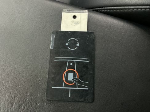 Used 2018 Tesla Model 3 Mid Range RWD image 40