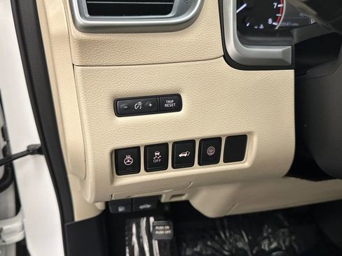 Used 2023 Nissan Murano Platinum w/ Cargo Package AWD/4WD image 24